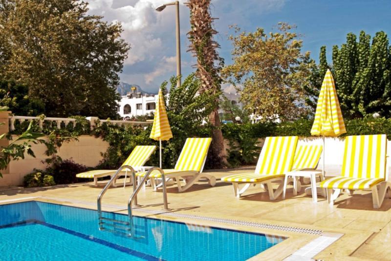 Dinara Garden Kemer Luaran gambar